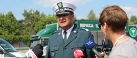 Wizyta Prezydenta RP Andrzeja Dudy w punkcie kontrolnym Inspekcji Transportu Drogowego w Morawicy w Małopolsce.