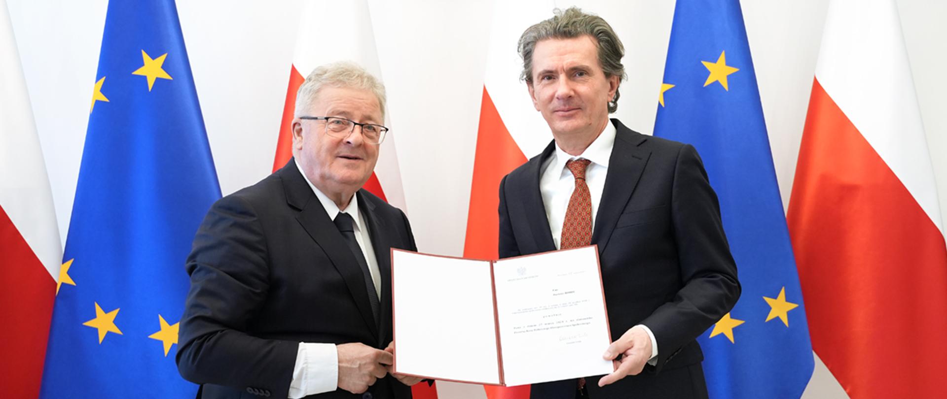 Minister Czesław Siekierski z nowo powołanym Prezesem KRUS Panem Dariuszem Rohde (fot. MRiRW)