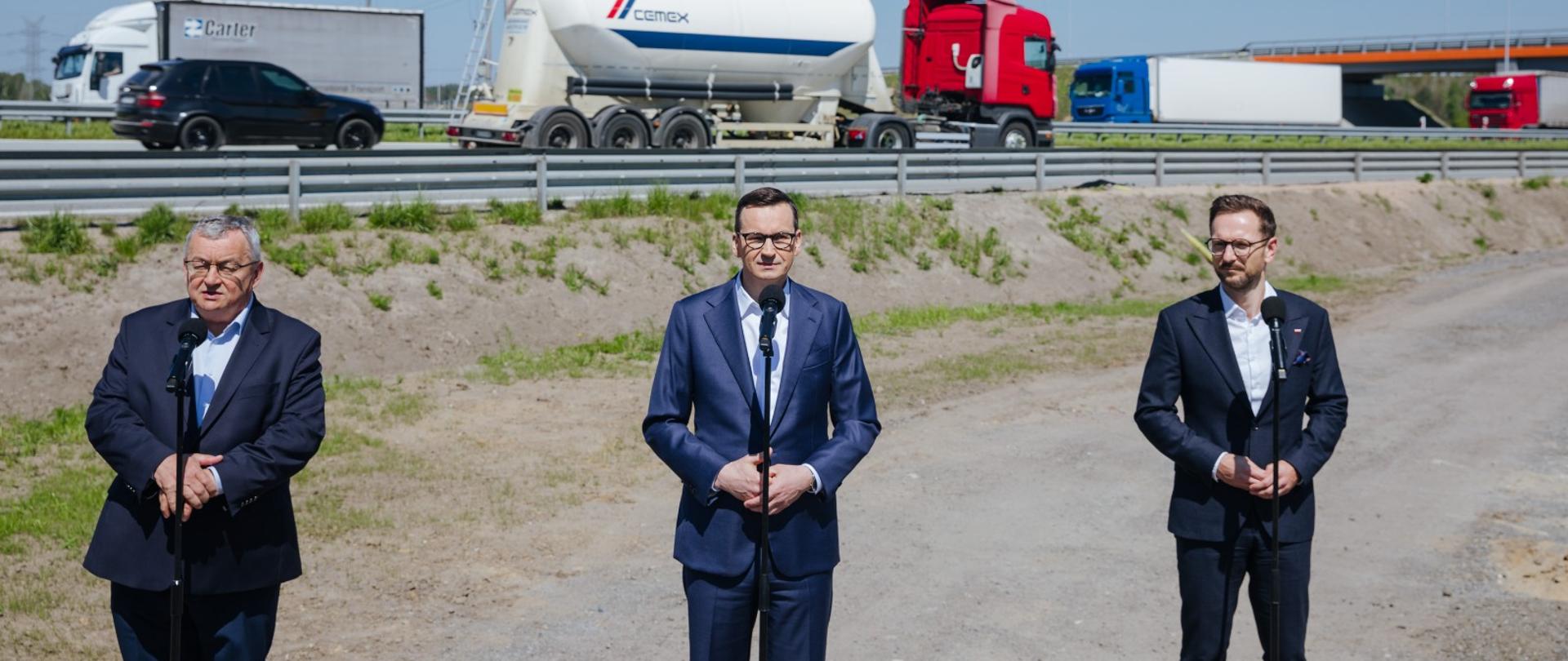 Premier Mateusz Morawiecki podczas otwarcia odcinka autostrady A1.