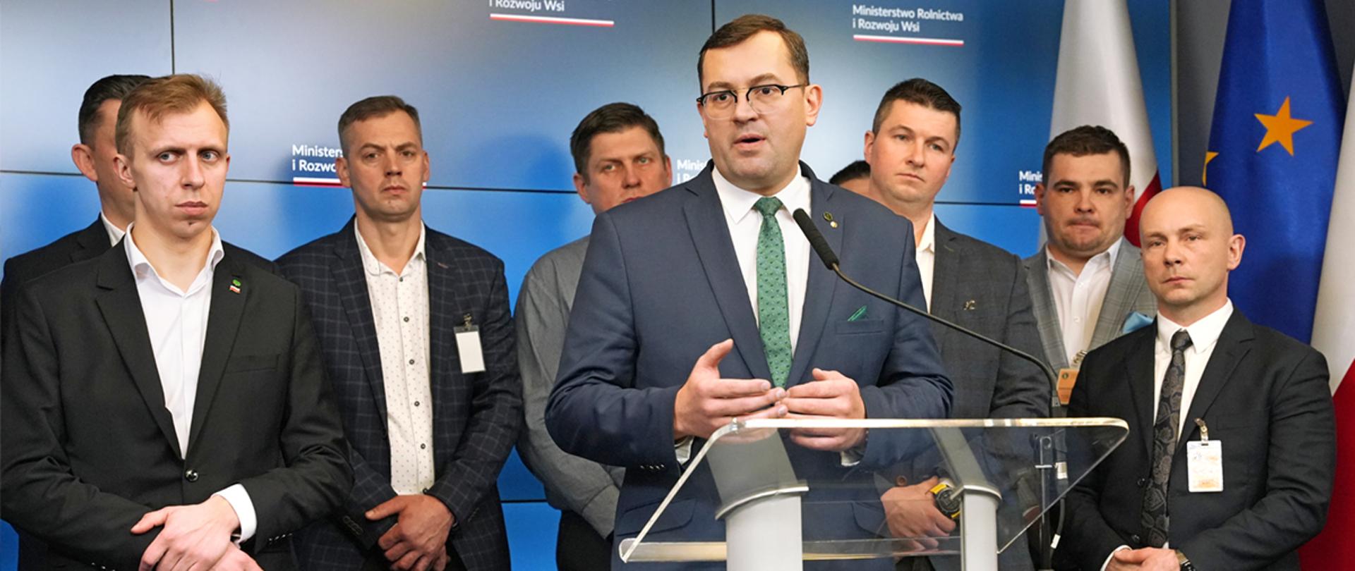 Konferencja prasowa z udziałem sekretarza stanu Stefana Krajewskiego (fot. MRiRW)