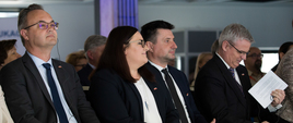 Od lewej: Olav Myklebust - ambasador Norwegii, Małgorzata Jarosińska-Jedynak - wiceminister w Ministerstwie Inwestycji i Rozwoju, Paweł Poszytek – dyrektor generalny Fundacji Rozwoju Systemu Edukacji 