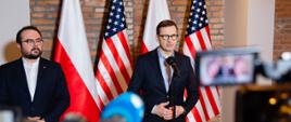 Premier Mateusz Morawiecki podczas wypowiedzi dla mediów po spotkaniu z sekretarzem stanu USA Antonym Blinkenem.