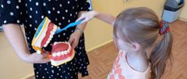 „Mam zdrowe zęby!” klasy I i II Szkoły Podstawowej w Żelazkowie
