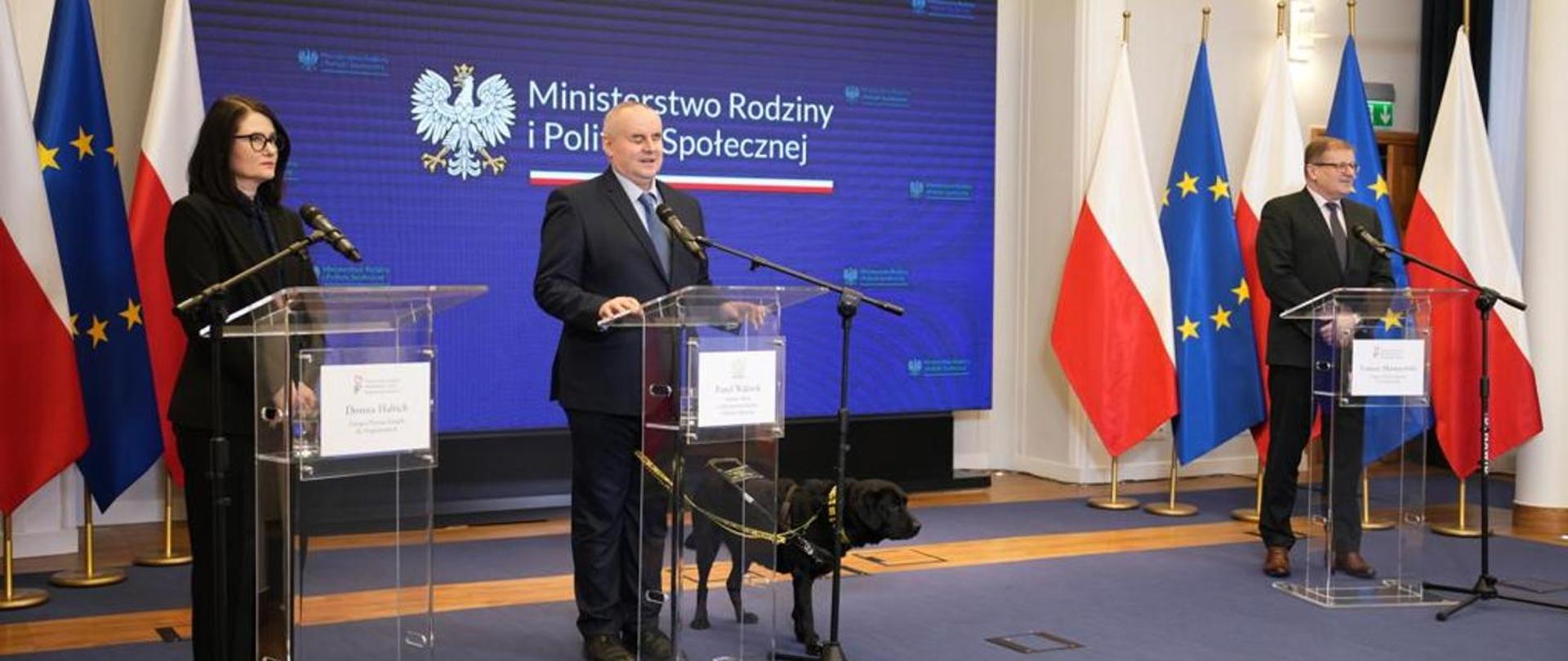 PLN 1 billion for equipment, flats and cars for persons with disabilities