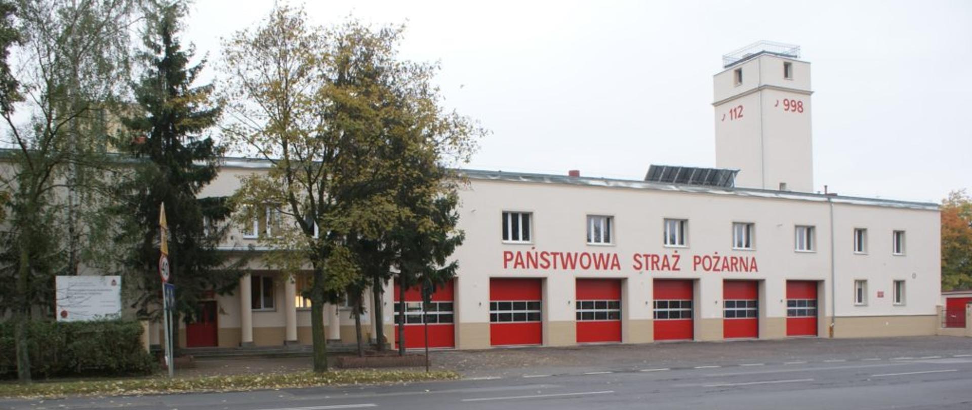 Na zdjęciu budynek Jednostki Ratowniczo-Gaśniczej Nr 7 w Łodzi