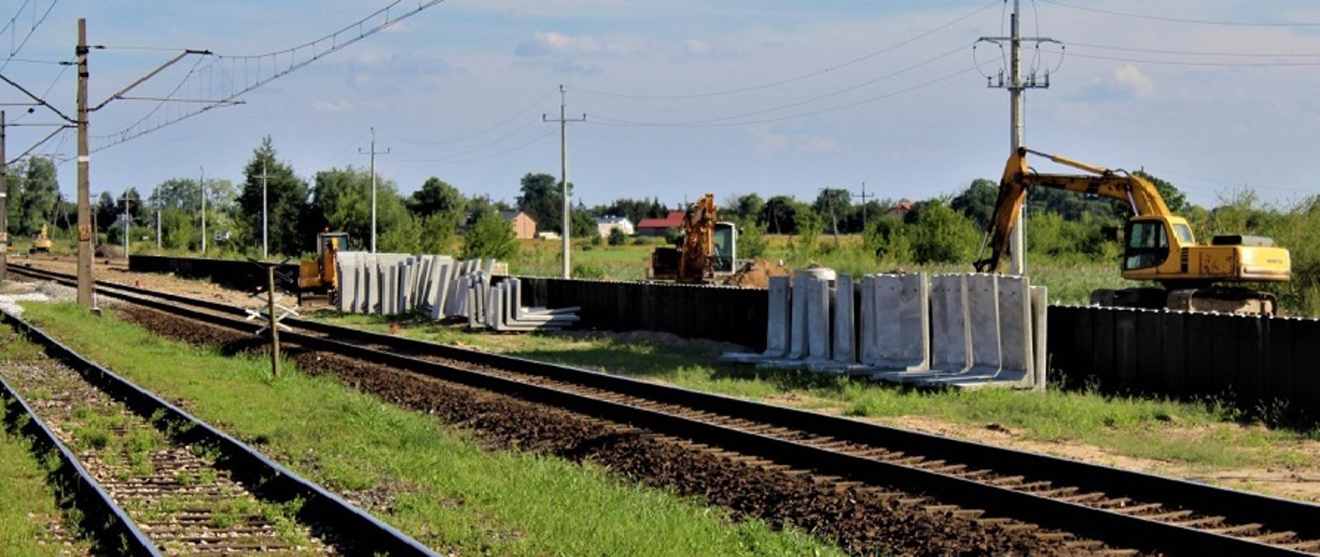 Prace na linii kolejowej między Zgierzem a Łęczycą
