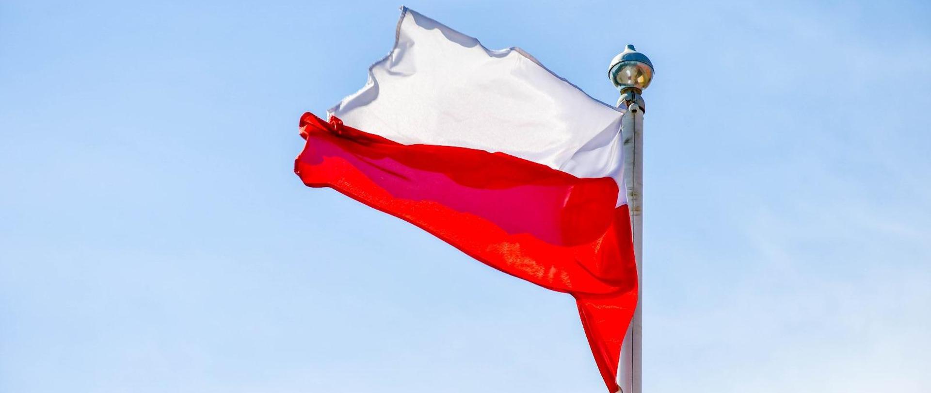 Flaga Rzeczypospolitej Polskiej.