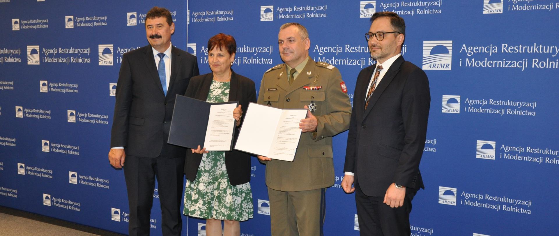 Warszawa 7 lipca 2022 r.: podpisanie porozumienia pomiędzy ARiMR a WOT