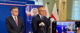 Konferencja prasowa ministra Artura Sobonia, wojewody lubelskiego Lecha Sprawki i radnego Piotra Bresia.