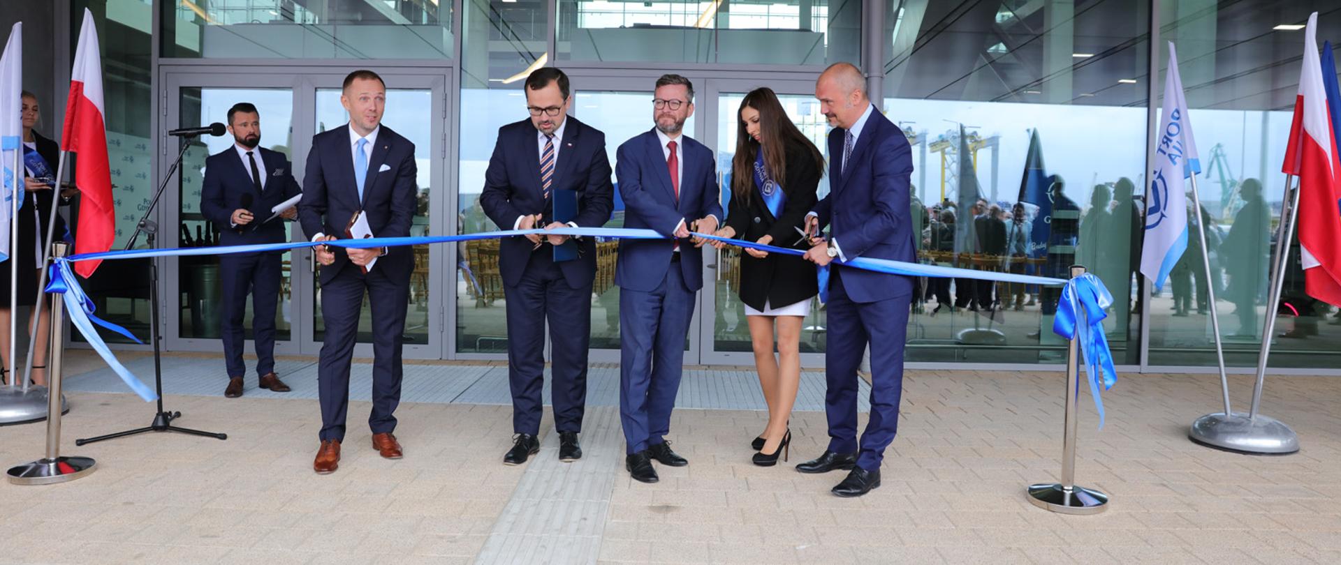 Zakończono budowę publicznego terminalu promowego w Porcie Gdynia [przecięcie wstęgi]