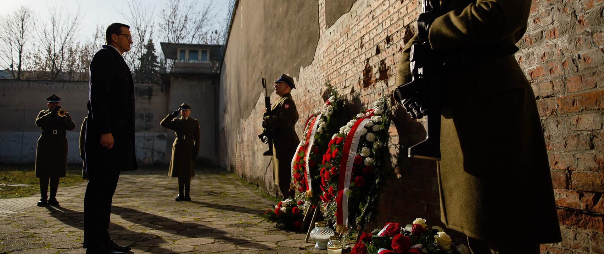 Premier Mateusz Morawiecki podczas obchodów Narodowego Dnia Pamięci Żołnierzy Wyklętych w Warszawie.