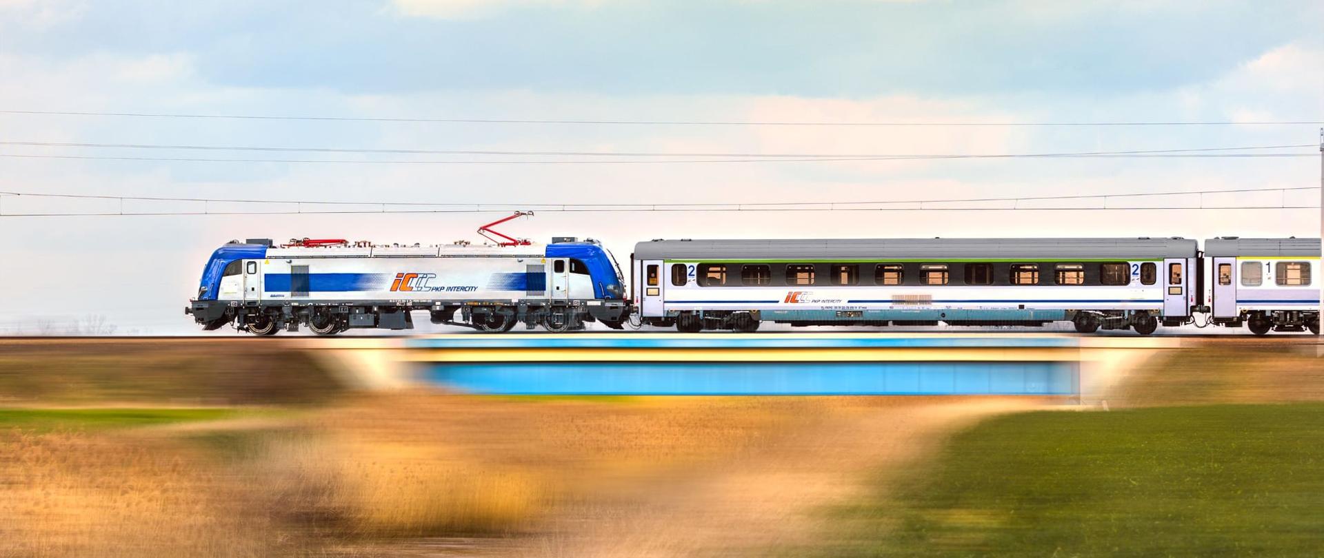 Nowy rozkład jazdy pociągów [zdjęcie ilustracyjne]
