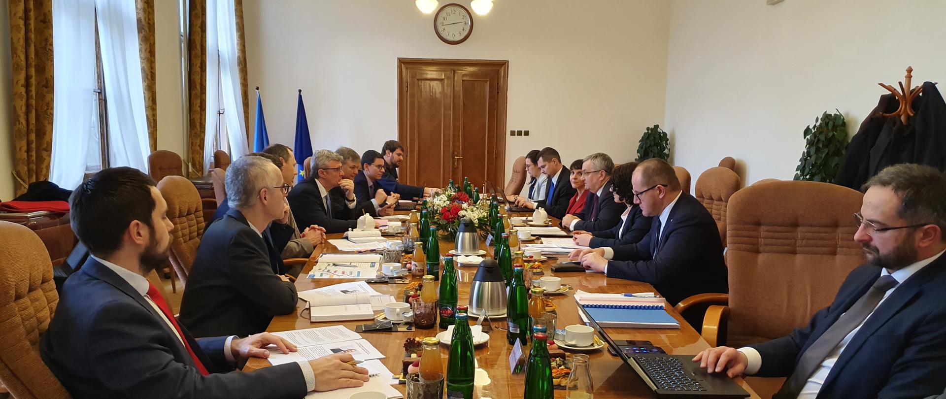 Minister infrastruktury Andrzej Adamczyk spotkał się z wicepremierem Czech 