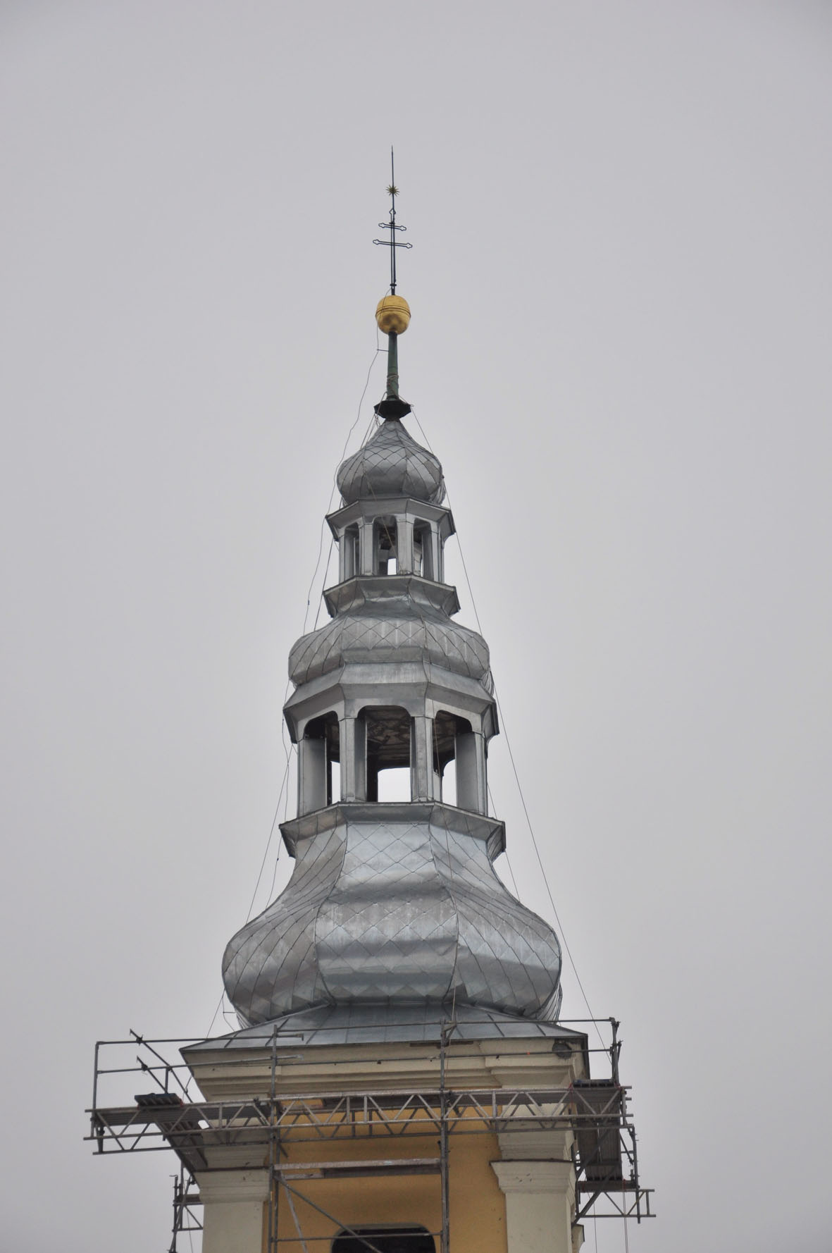 jugów hełm