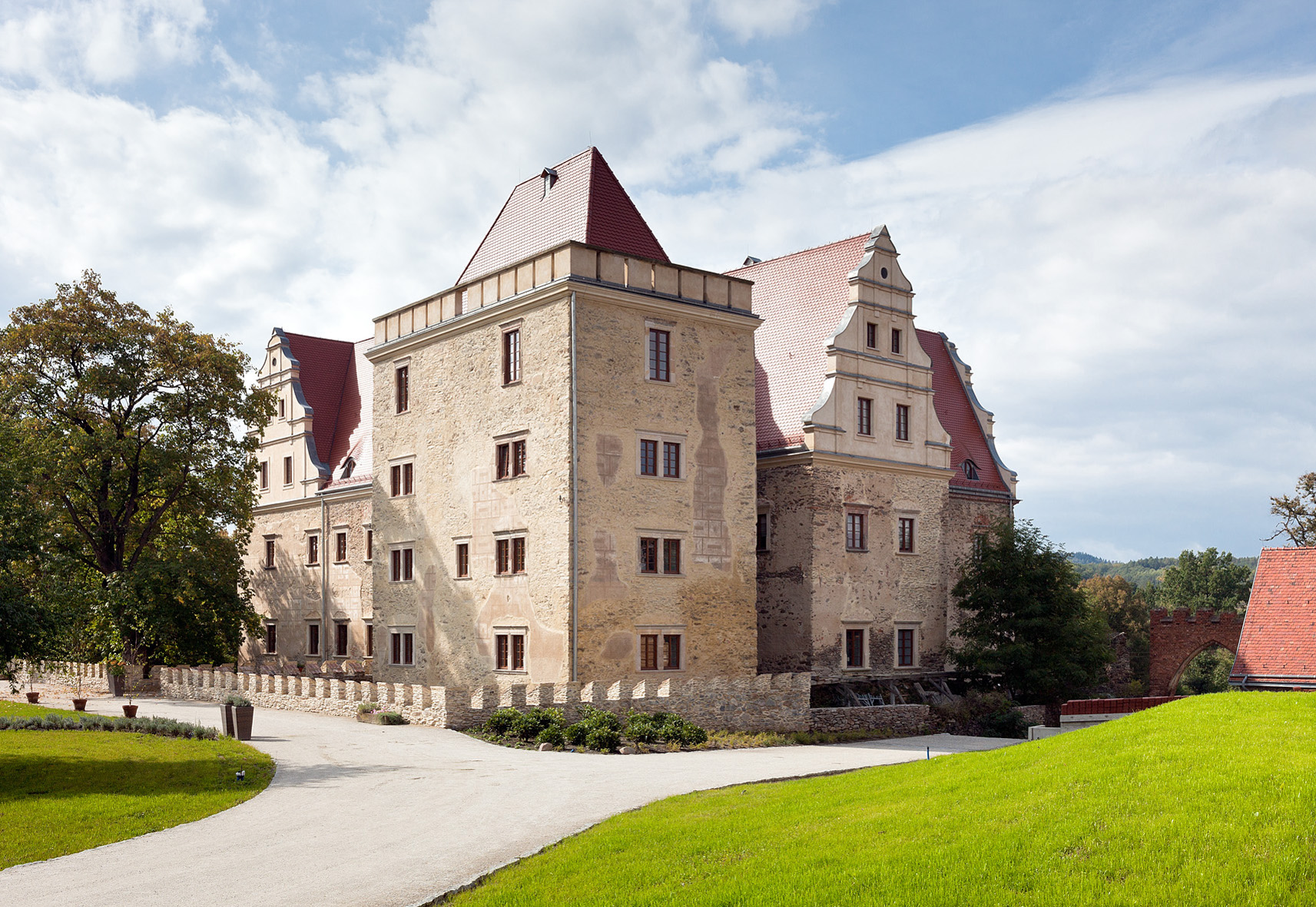 gola dzierżoniowska dwór2