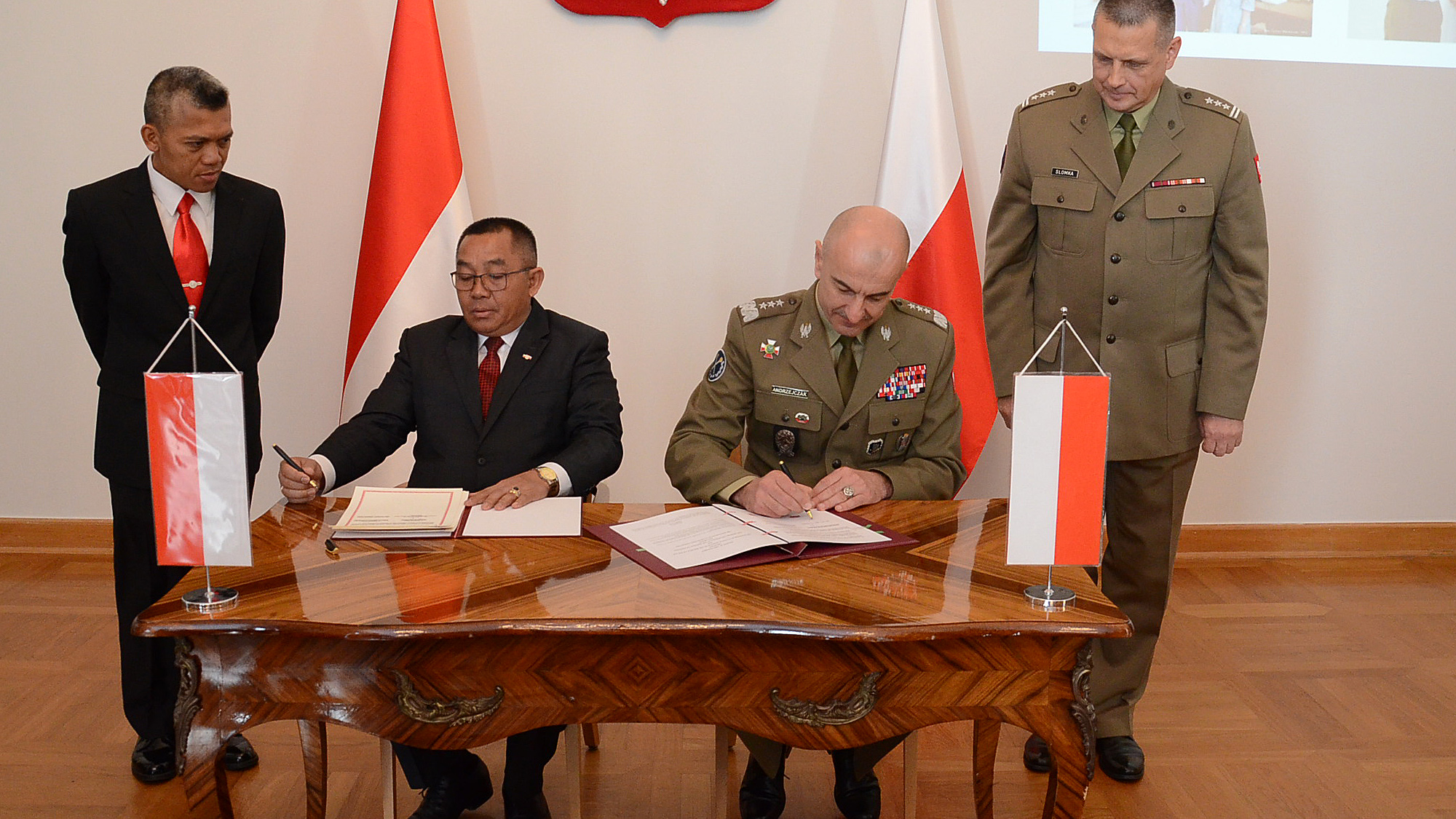 Le développement de la coopération en matière de défense avec l'Indonésie