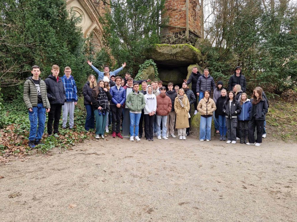 Wiosenne zwiedzanie ogrodów i pałaców