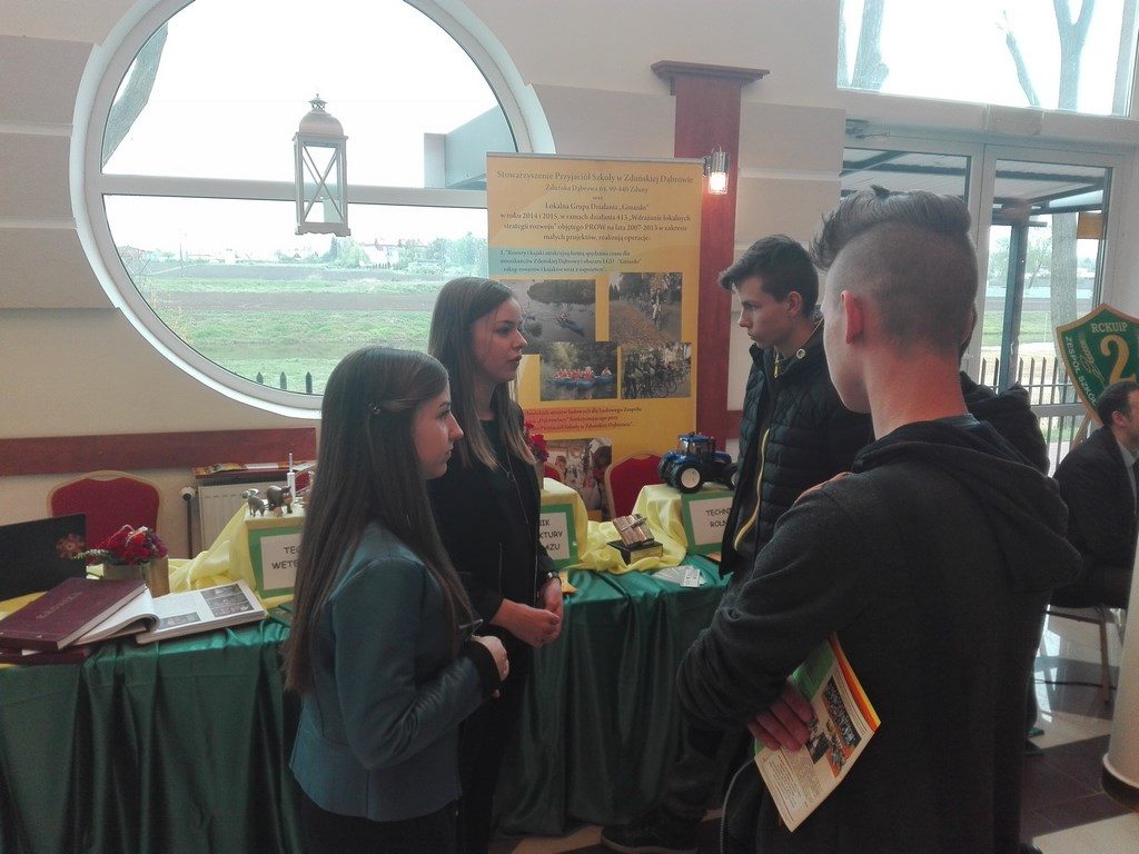 XVII TARGI EDUKACYJNE W ŁOWICZU