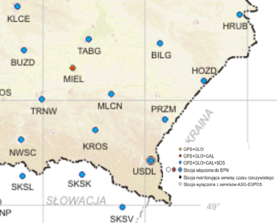 Rysunek przedstawia fragment mapy z lokalizacją stacji referencyjnych systemu ASG-EUPOS w południowo-wschodniej części kraju.