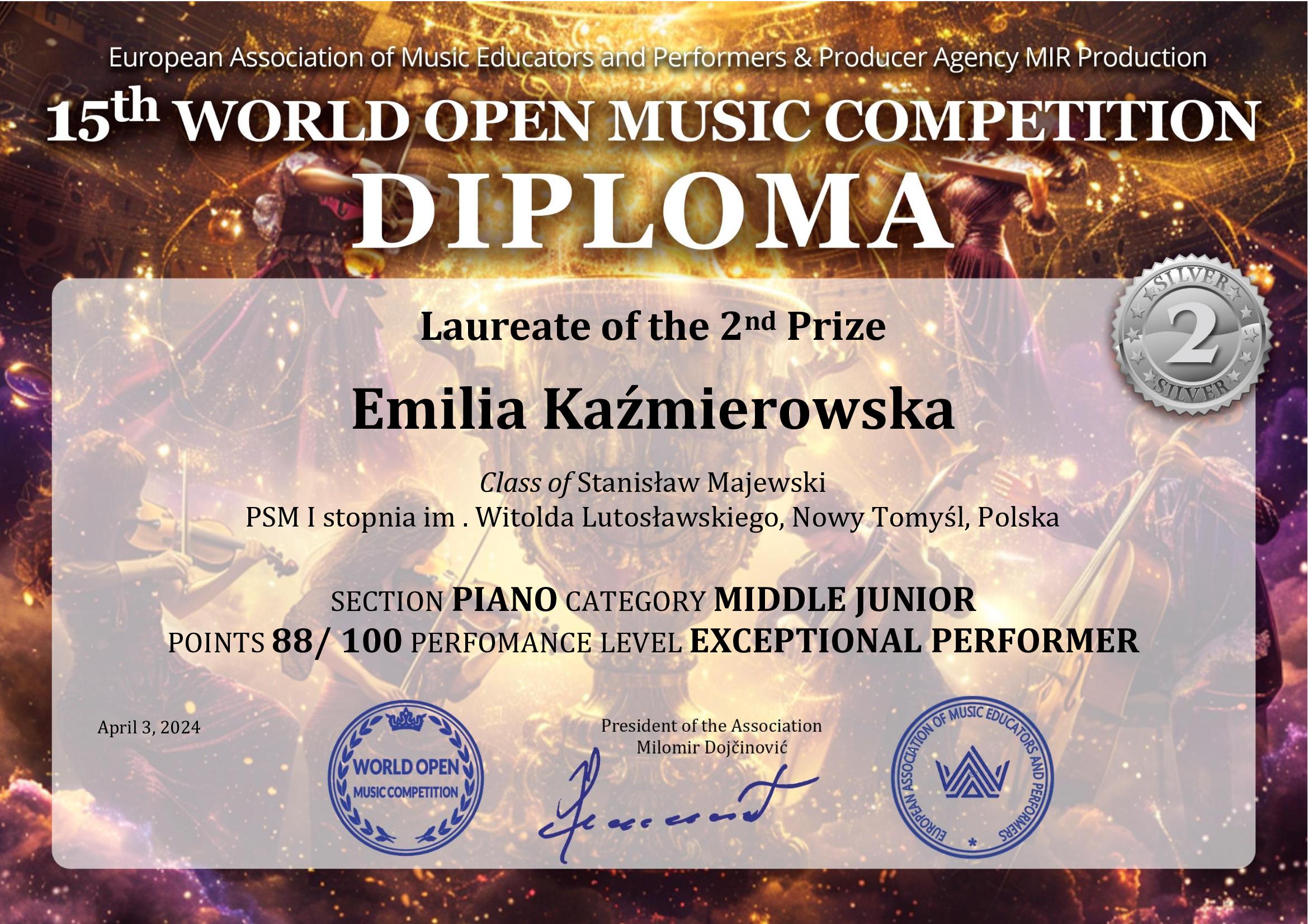 Dyplom - Emilia Kaźmierowska