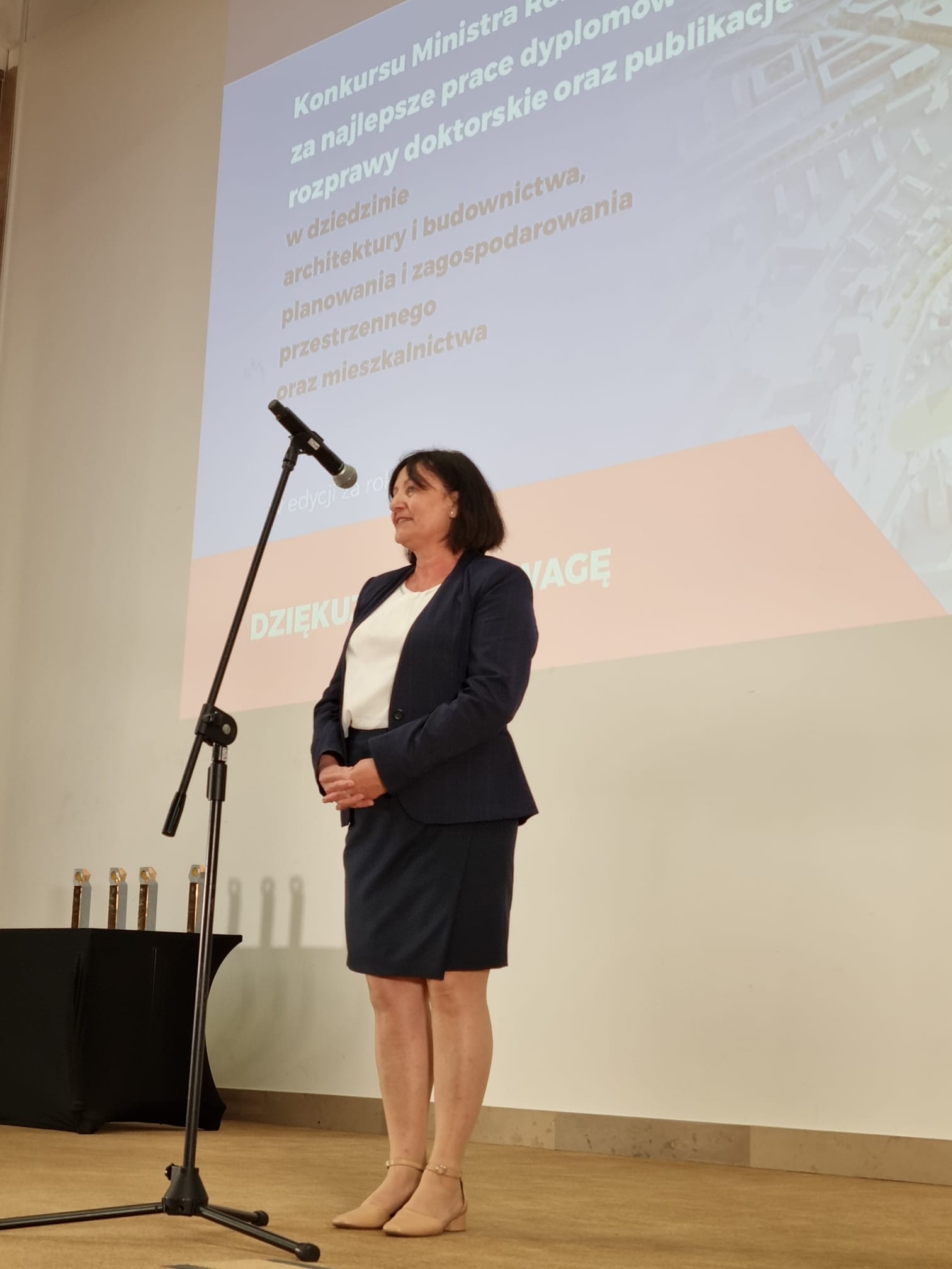 Alicja Kulka, p.o. GGK przemawia podczas uroczystości wręczenia nagród laureatom konkursu Ministra Rozwoju i Technologii