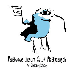 Logo szkoły przedstawiające plastyczną interpretację sylwetki ptaka w ujęciu z boku, dziobem skierowanym w prawą stronę. Oko patrzy na wprost, skrzydło uniesione w górę. Cała sylwetka wsparta na trzech nogach. Kontur czarny zarysowany linią o zróżnicowanej grubości, wewnątrz wypełniony kolorem niebieskim ( RAL 5015). Całość sylwetki na białym tle. Pod znakiem napis Zespół Szkół Plastycznych w Zielonej Górze umieszczony w dwóch wierszach.