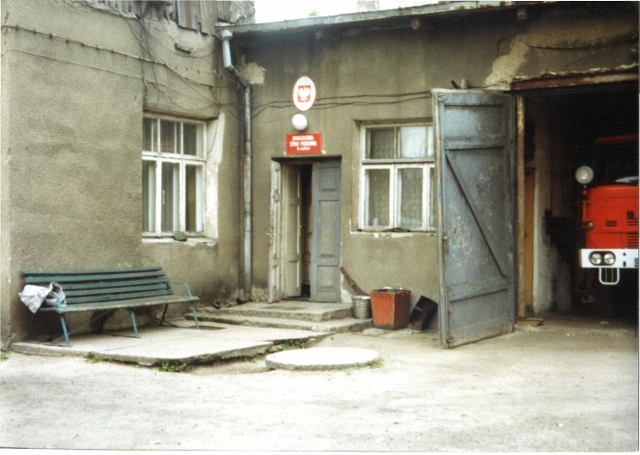 Wejście do starego budynku