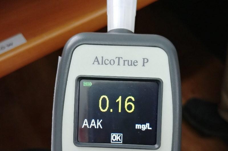 0,16 mg/l (0,32 promila) alkoholu miał w organizmie kierowca ciężarówki zatrzymanej do kontroli przez patrol małopolskiej ITD.