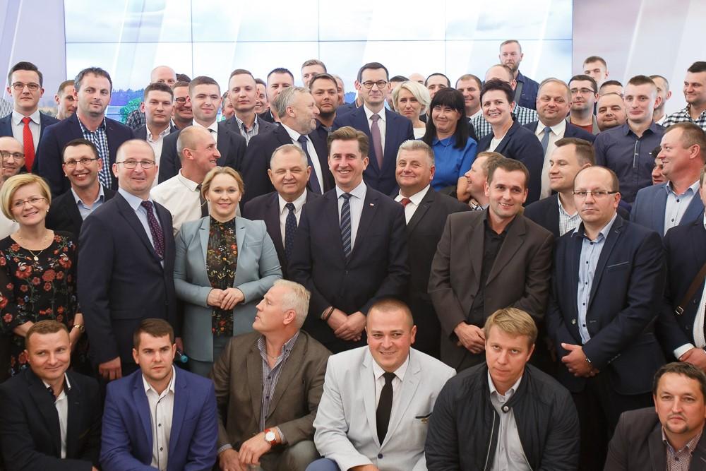Wspólne zdjęcie z rolnikami.