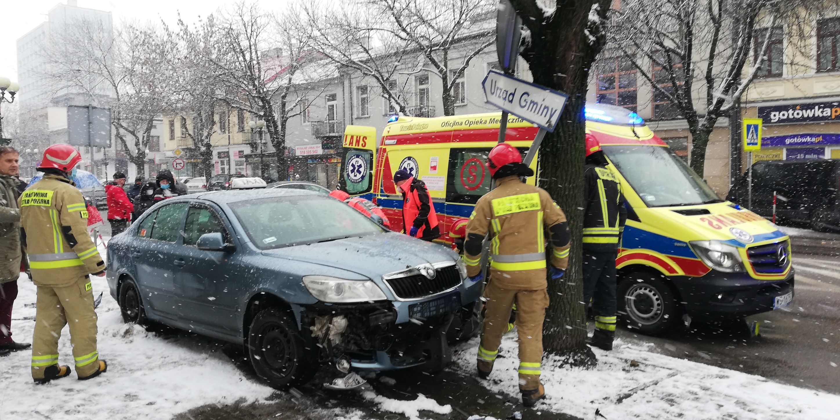 Zdjęcie wypadku samochodowego w Siedlcach.