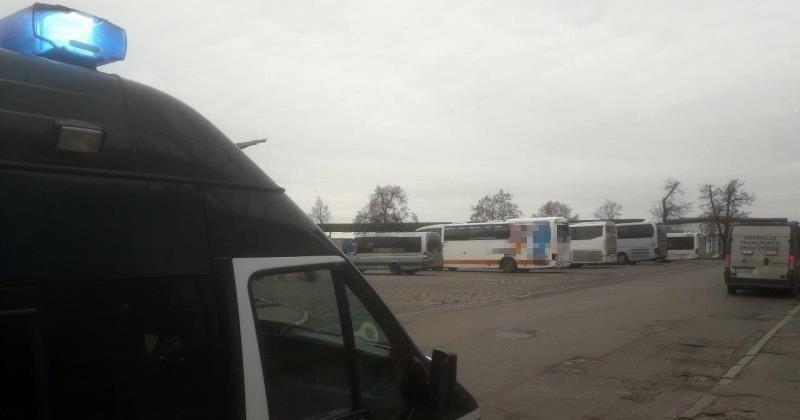 Radiowozy ITD i autobusy