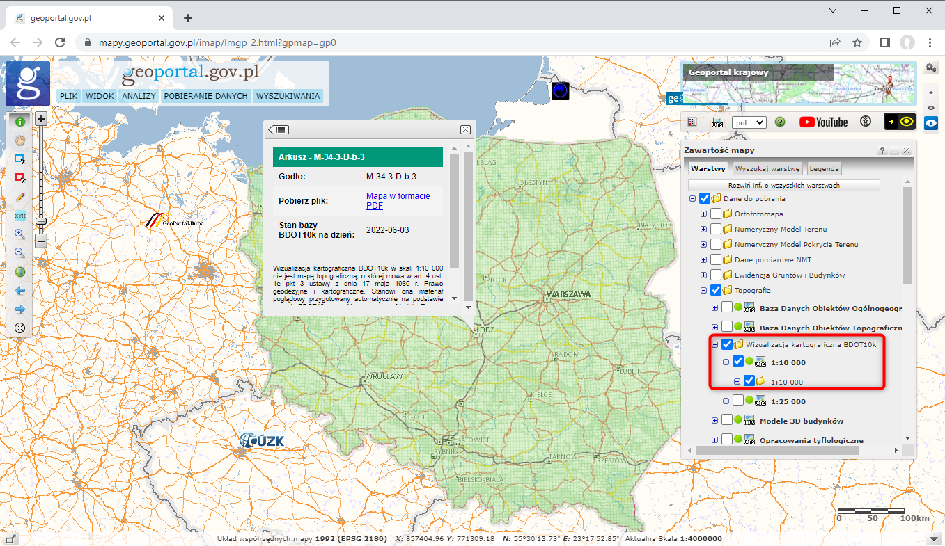 Ilustracja przedstawia zrzut ekranu z serwisu www.geoportal.gov.pl pokazujący w jaki sposób pobrać wizualizacje kartograficzne BDOT10k w skali 1:10000.
