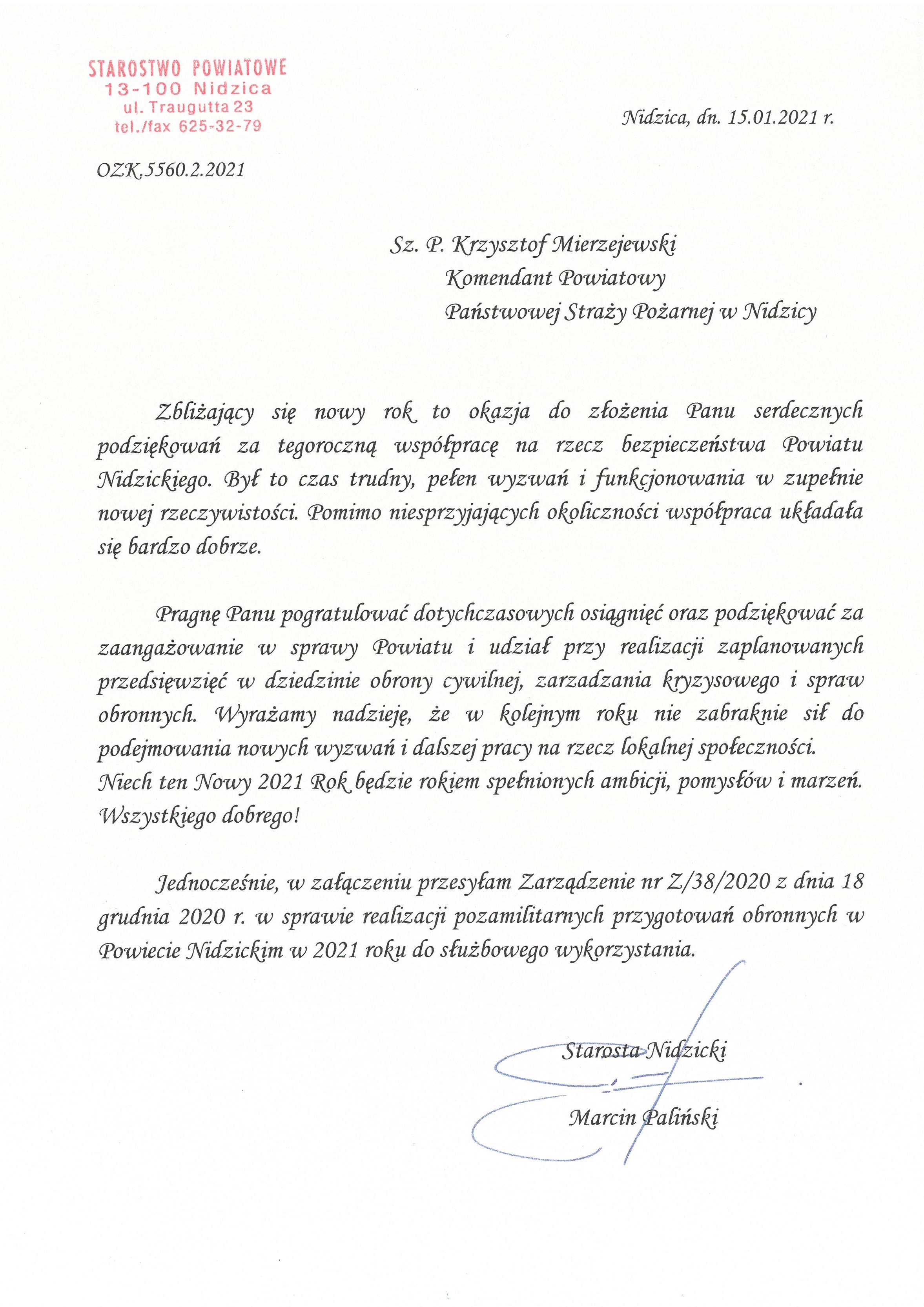 Starosta Nidzicki dziękuje Komendantowi Powiatowemu za współpracę