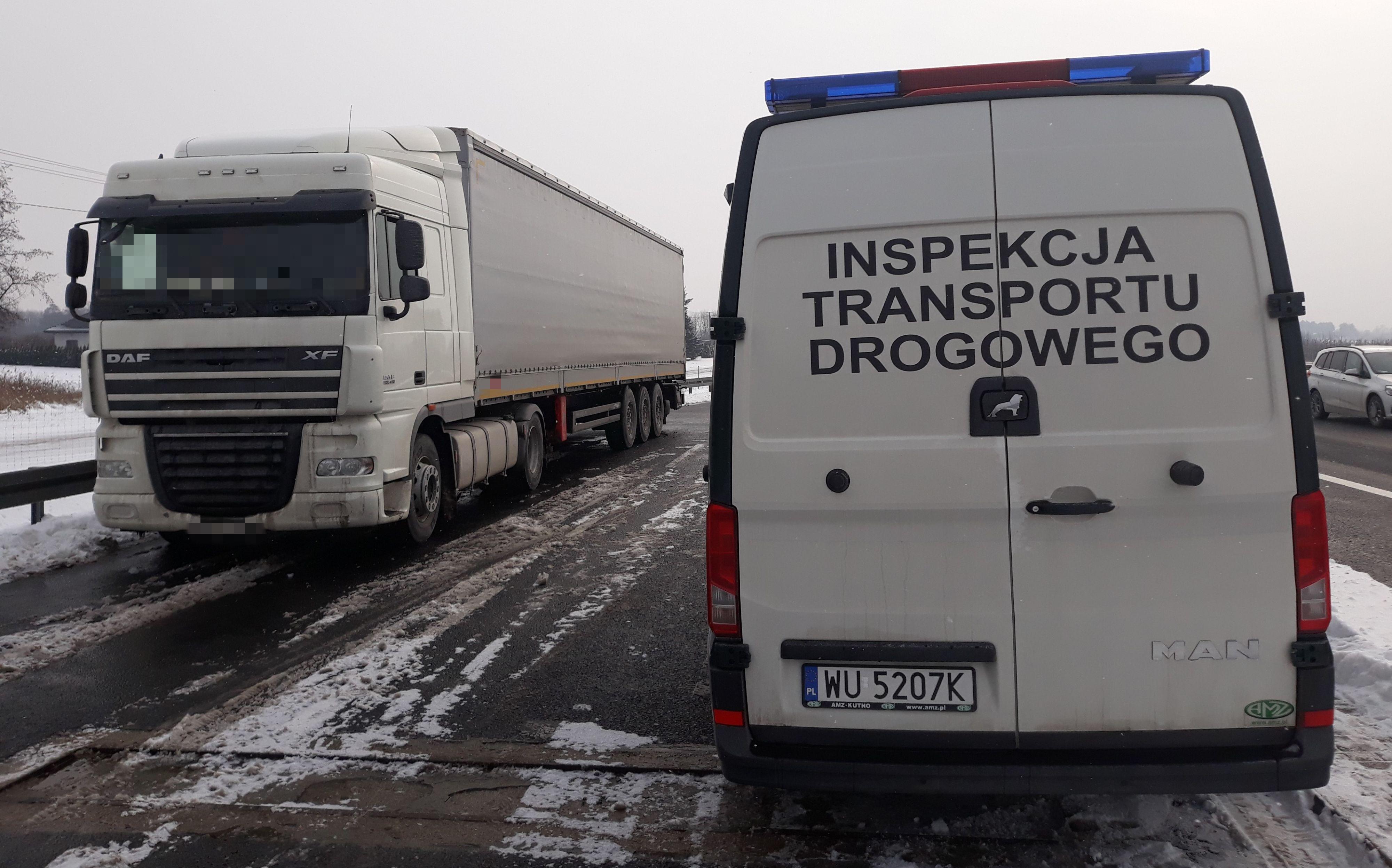 Rosyjska ciężarówka zatrzymana przez oznakowany patrol mazowieckiej ITD.