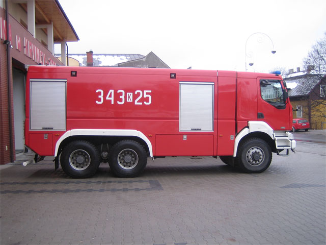 GCBA 8/50 - ciężki samochód gaśniczy