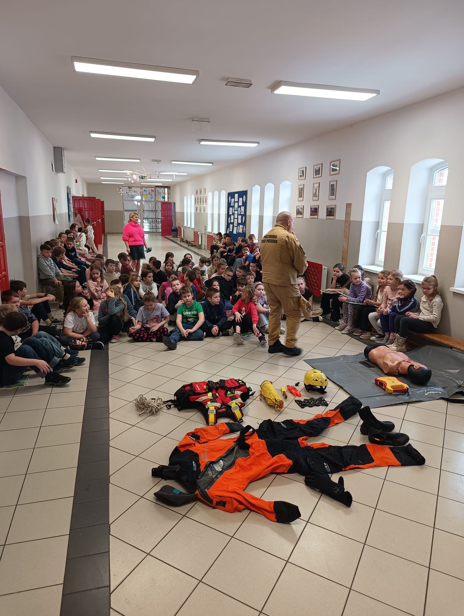 Bezpieczne Ferie - Szkoła Podstawowa nr 5 im. Ziemi Braniewskiej w Braniewie