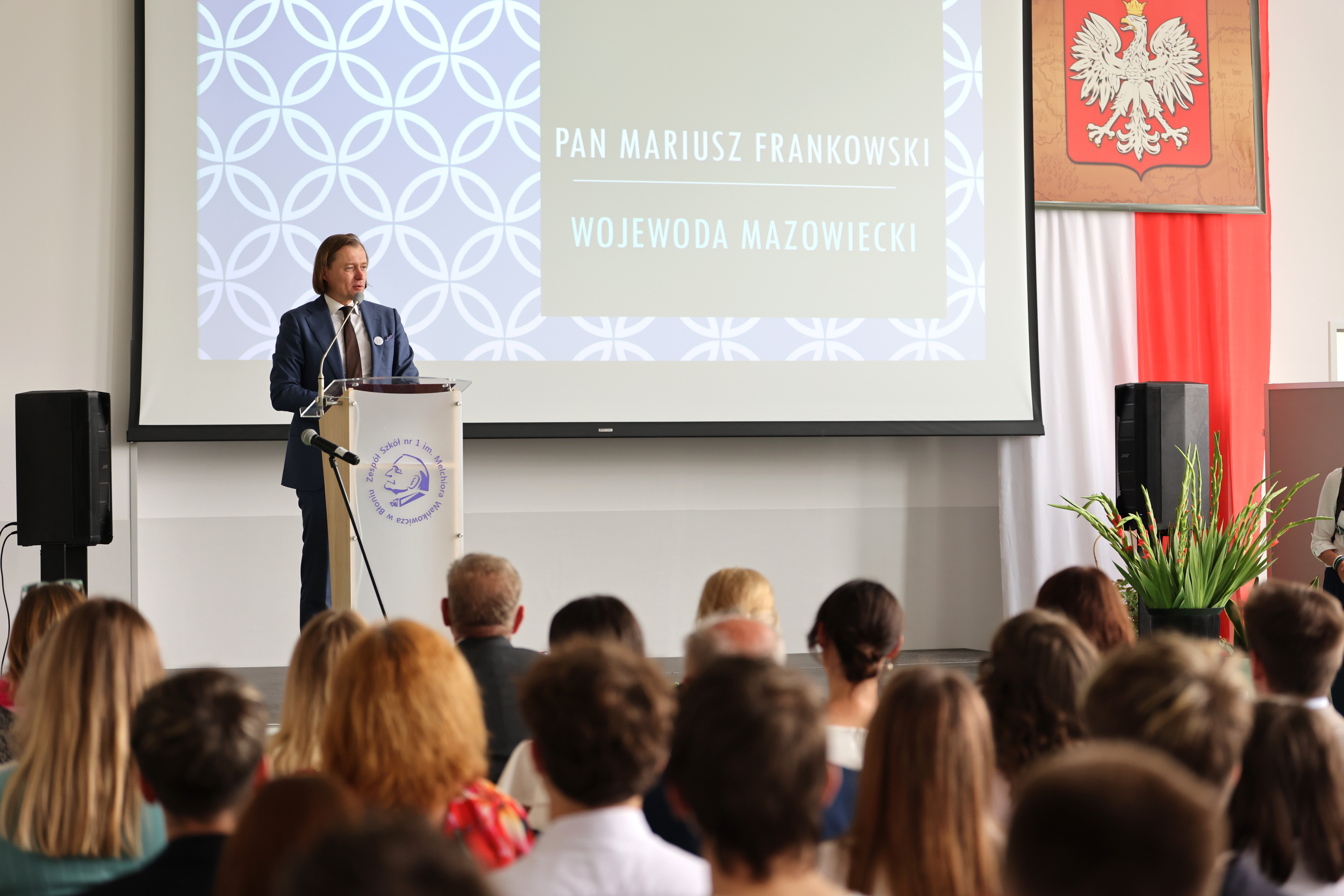 Rozpoczecie roku w zespole szkół w Błoniu