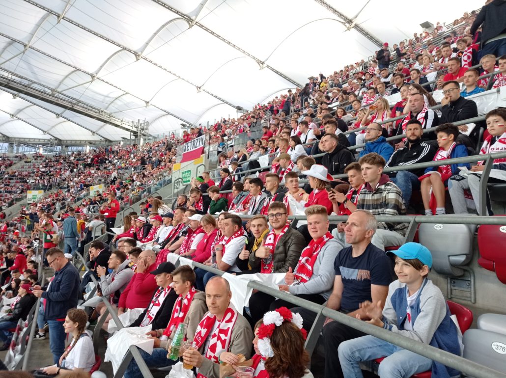 Nasi uczniowie kibicowali biało-czerwonym!