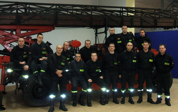 strażacy Jednostki Ratowniczo-Gaśniczej Państwowej Straży Pożarnej w Mysłowicach zmiana III – styczeń 2013 r. 