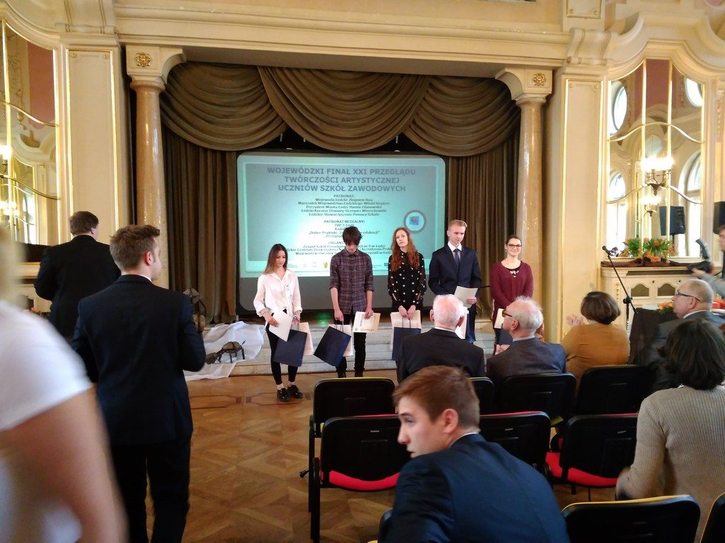 AGNIESZKA WOŁOWSKA WYRÓŻNIONA W KONKURSIE FOTOGRAFICZNYM XXI PRZEGLĄDU TWÓRCZOŚCI ARTYSTYCZNEJ SZKÓŁ ZAWODOWYCH