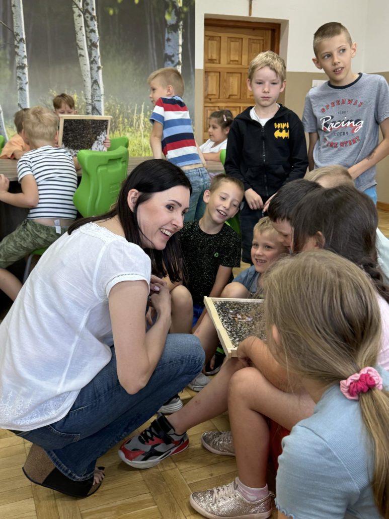 ,,Pomagamy pszczołom bez lipy”- warsztaty pszczelarskie