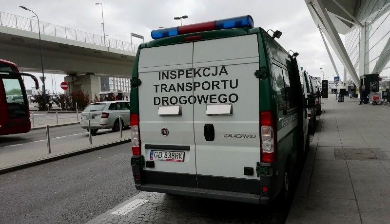 Radiowóz ITD w miejscu kontroli