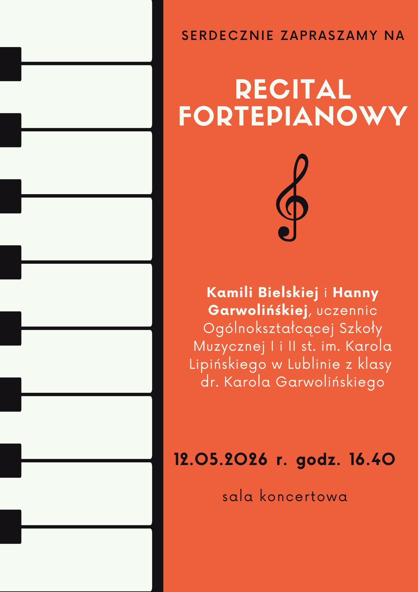 Plakat ze szczegółami wydarzenia na pomarańczowym tle z grafiką klawiatury fortepianu po lewej stronie i czarnym kluczem wiolinowym