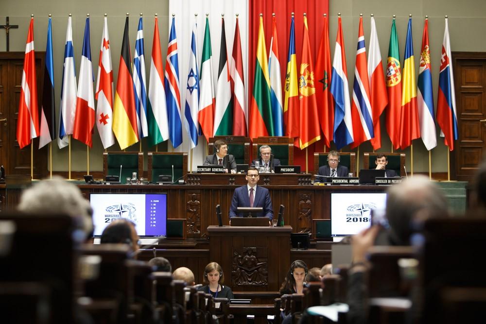 Premier Mateusz Morawiecki podczas przemówienia w Sejmie.