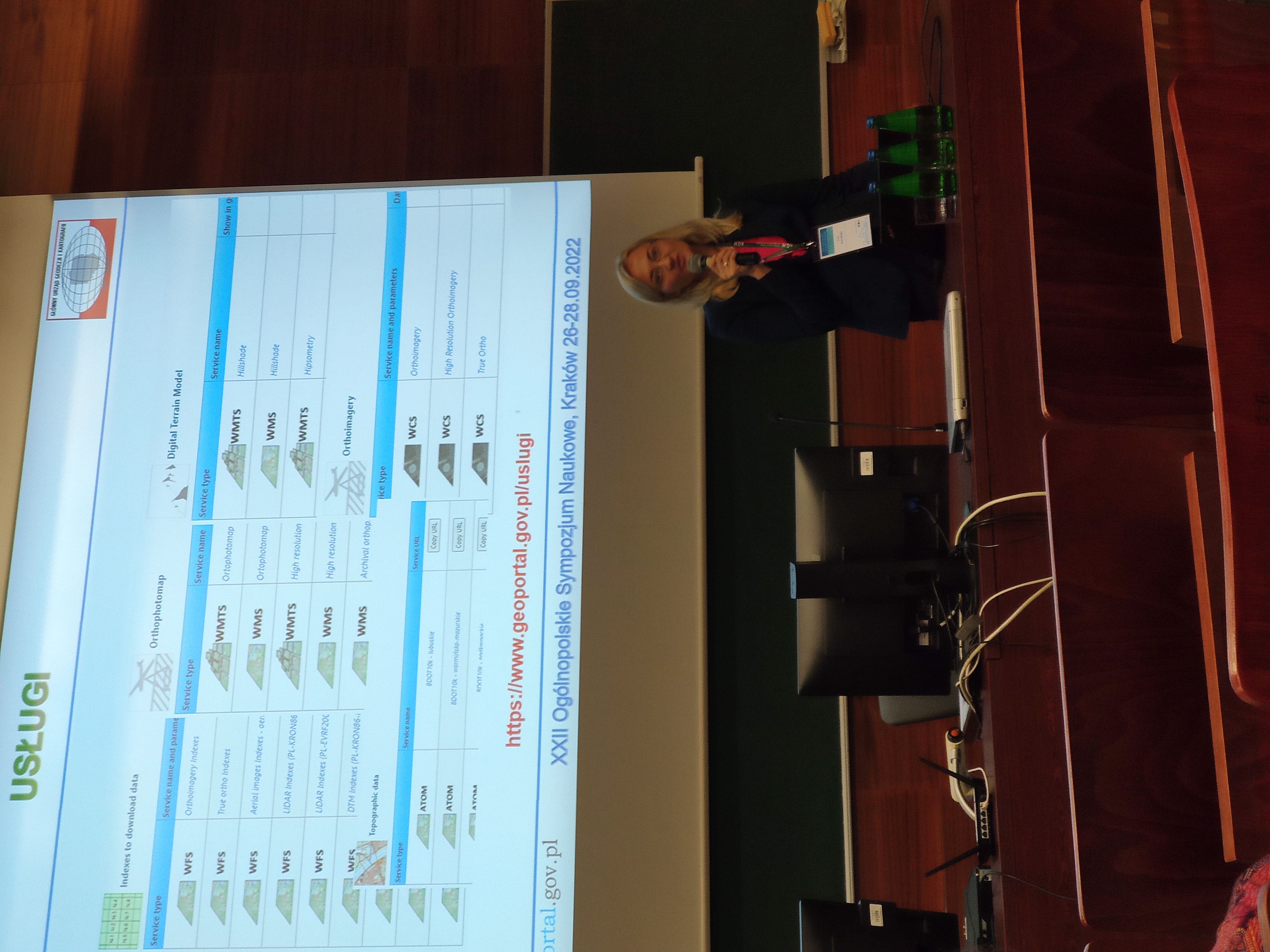 Rys1 - Anna Bober, Dyrektor Departamentu Geodezji, Kartografii i systemow Informacji Geograficznej podczas wystapienia pt.zadania i wyzwania GUGIK w obszarze fotogrametri