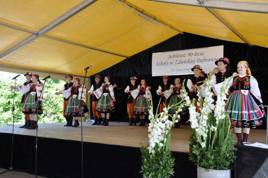 JUBILEUSZ 90-LECIA SZKOŁY W ZDUŃSKIEJ DĄBROWIE