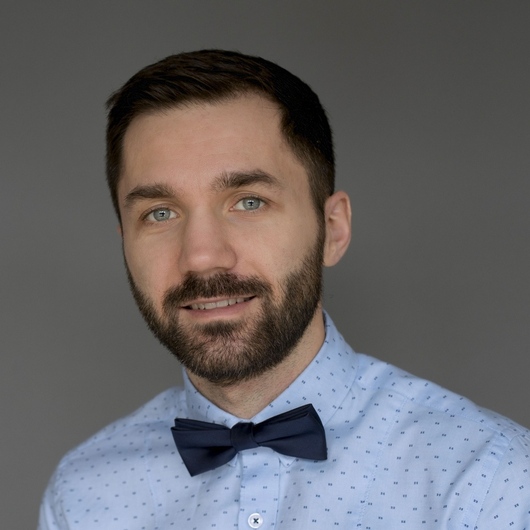 Piotr Kurowski – Główny elektronik, twórca wielu certyfikowanych rozwiązań elektronicznych, dedykowanych dla
klientów indywidualnych i biznesowych. 