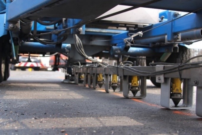 Geofony pomiarowe oraz płyta naciskowa