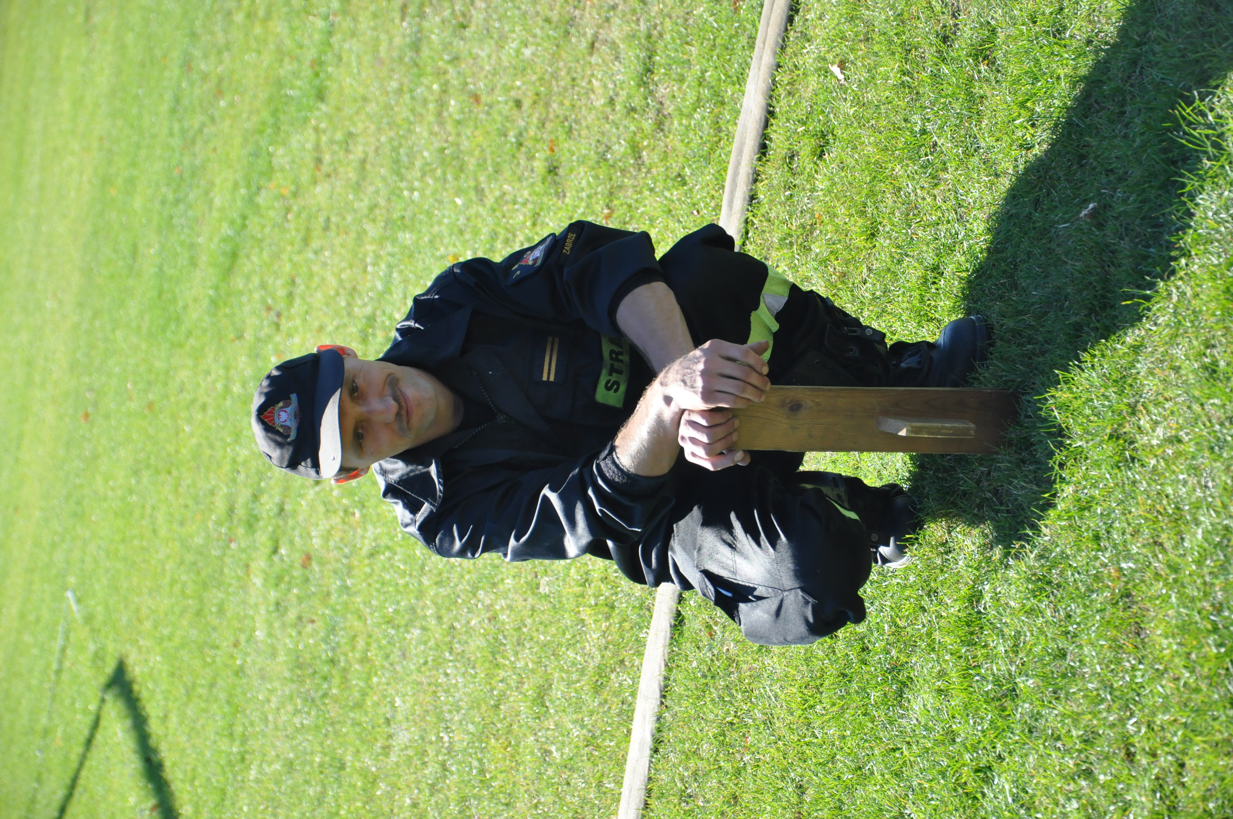 Zdjęcie przedstawia funkcjonariusza ogn. Manfreda Świętka