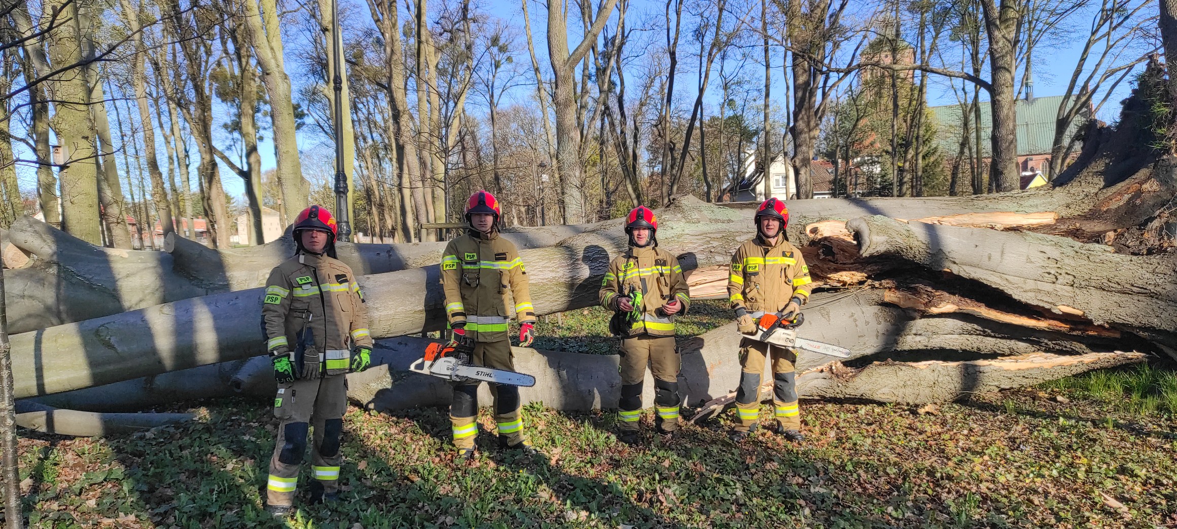Strażacy w ciągłej gotowości – aby mieszkańcy czuli się bezpiecznie.